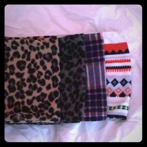 Set of 4 old navy fleece neck warmers